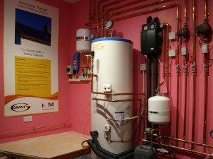 Installer promotes advantages of renewable heating