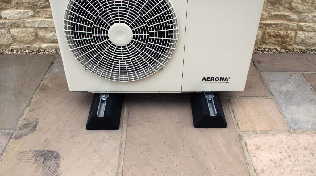 Grant Aerona³ foot 1