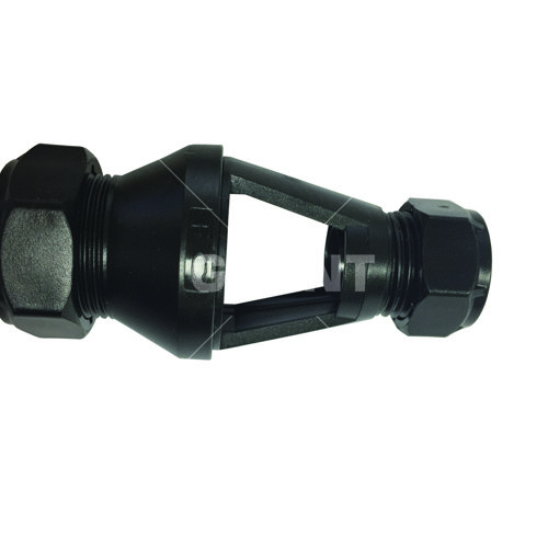 Tundish (15mm x 22mm) c/w plastic nuts