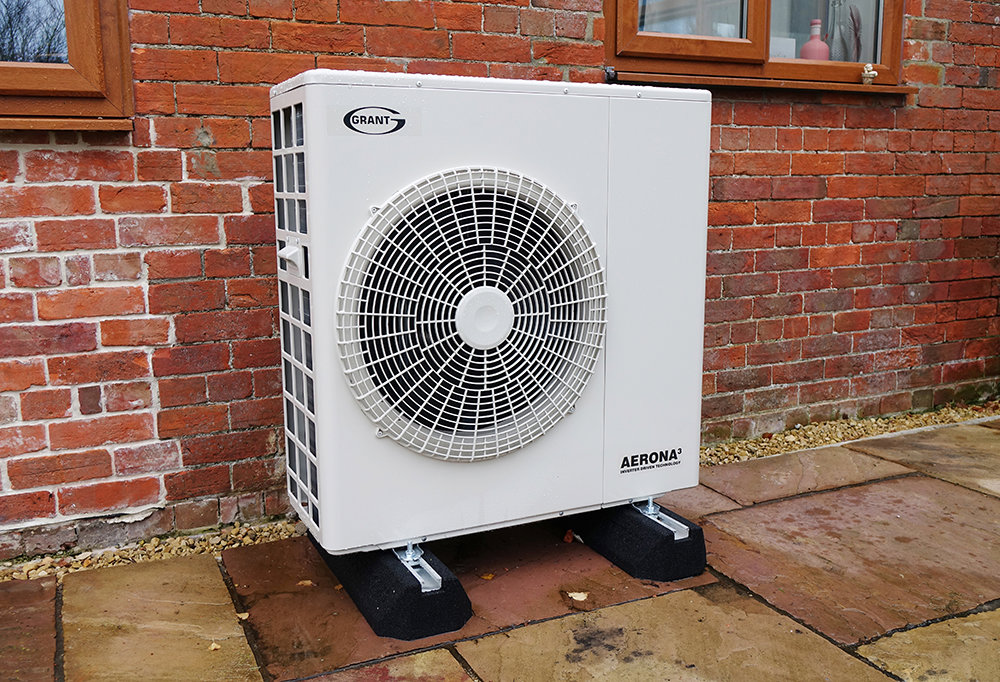 Air Source Heat Pumps Explained  Types & How They Work - Grant UK