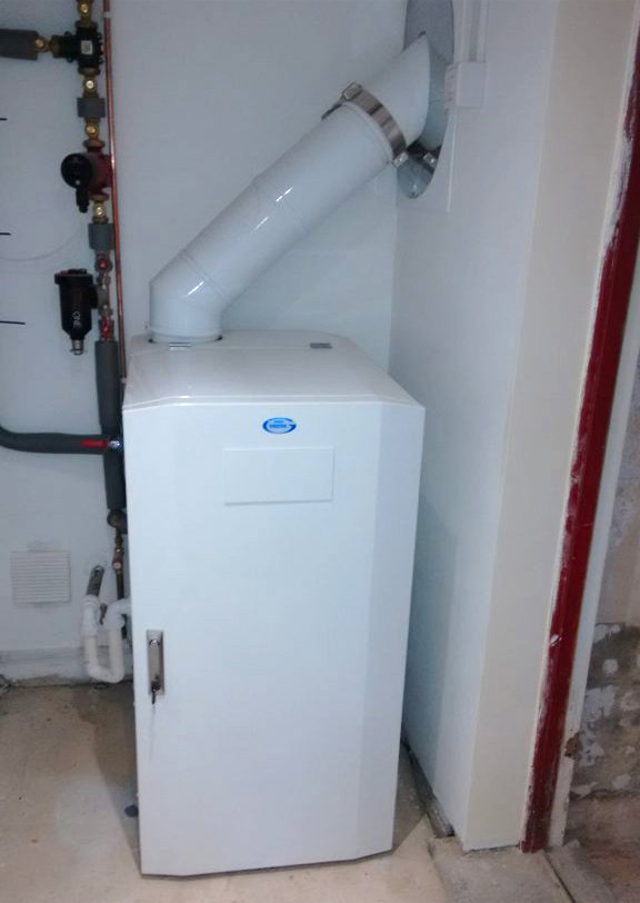 Grant Vecta biomass boiler is helping a 1930s property reduce its carbon footprint
