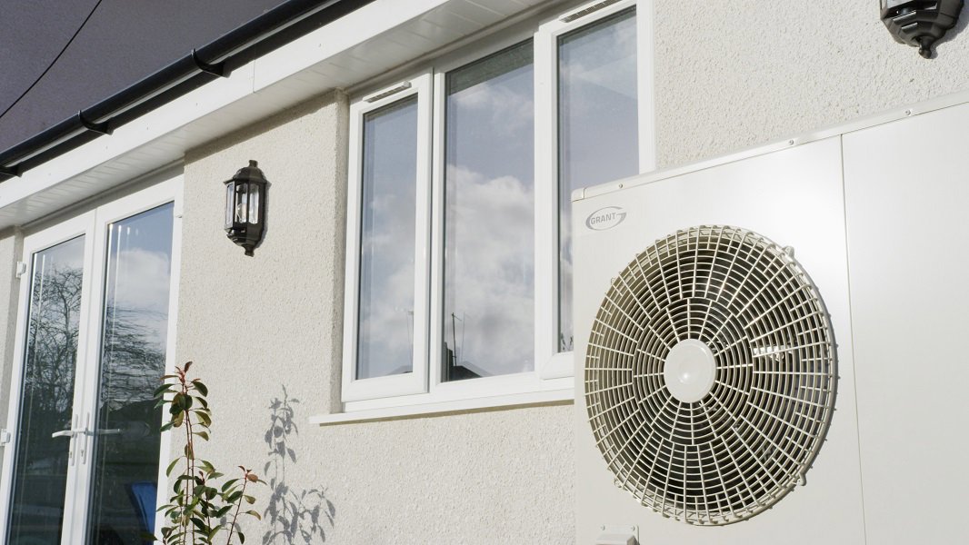 Maintaining air source heat pumps is simple but important