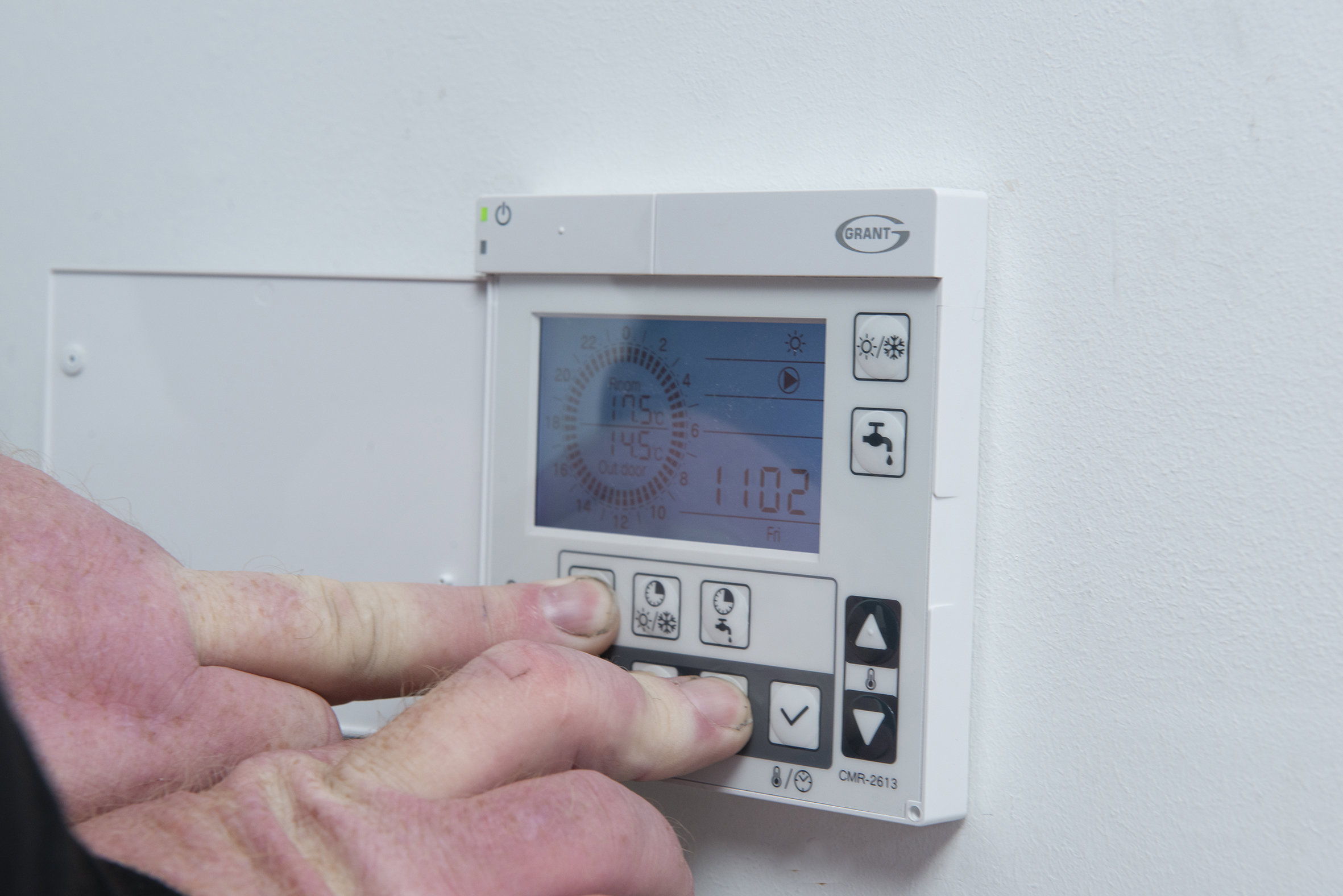 If there is a fault with my VortexAir hybrid, where will the fault code(s) display?