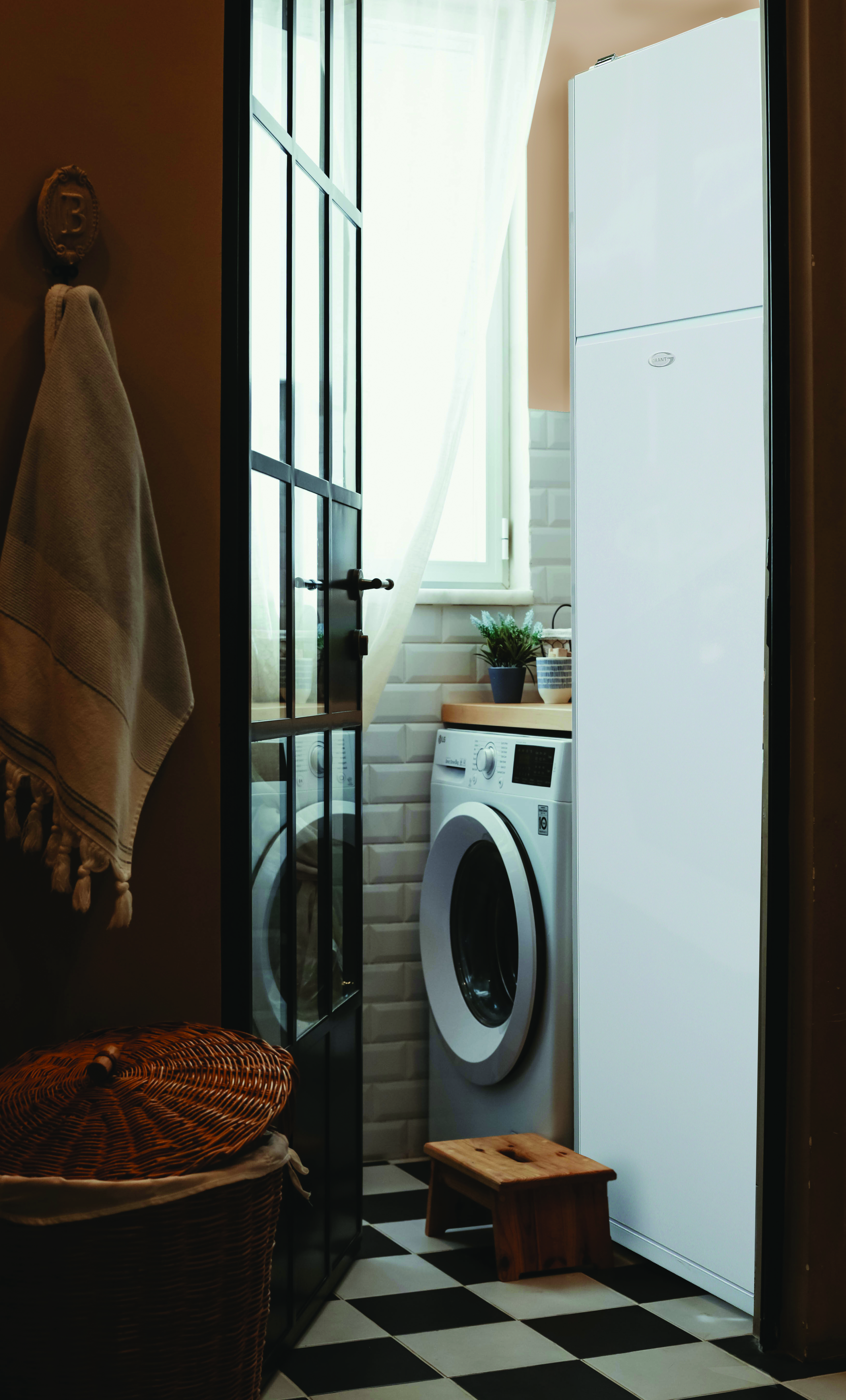 QR Integrated Cylinder_Laundry Room Setting