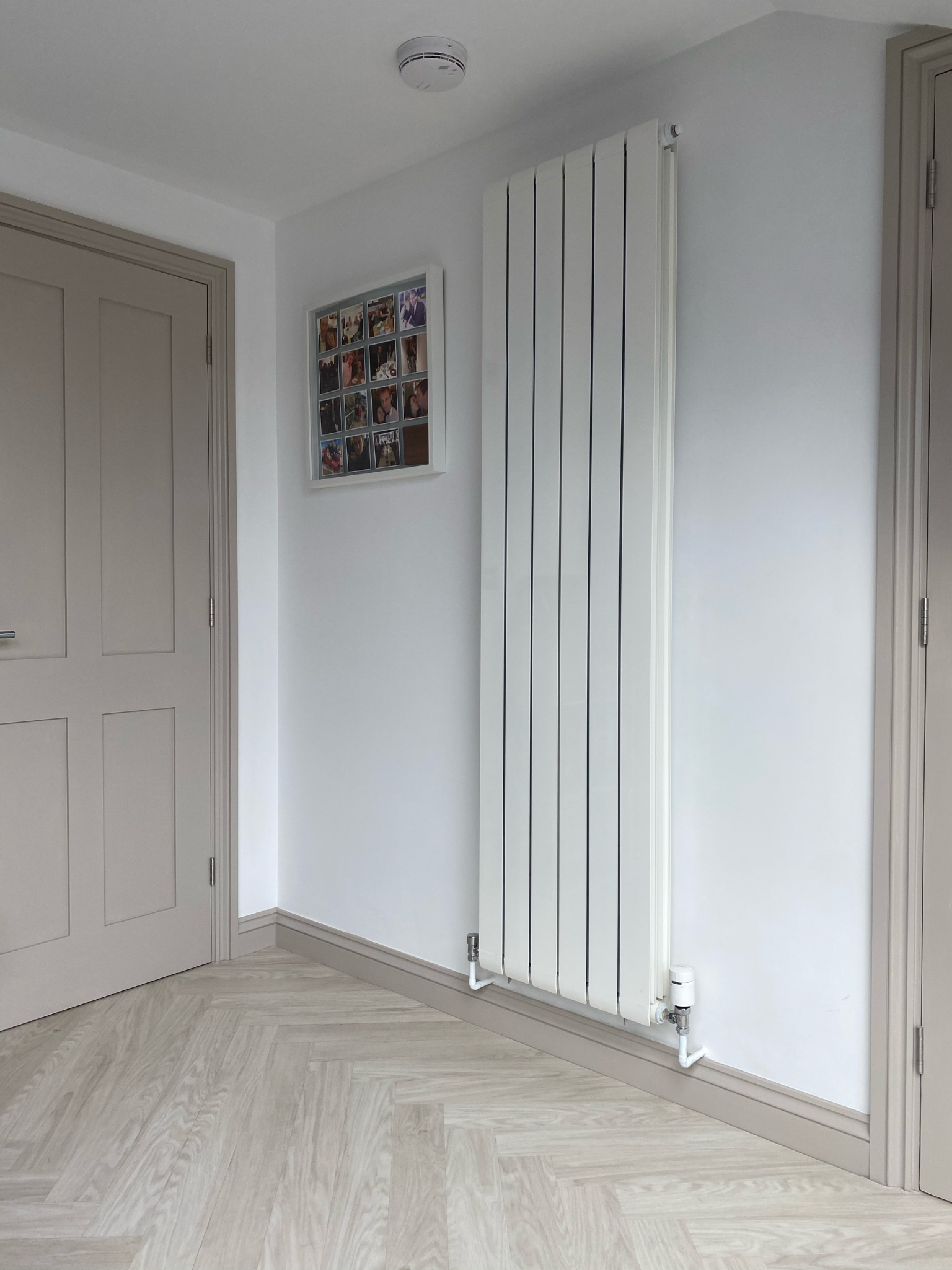 Afinia Vertical Radiator_Lifestyle 2