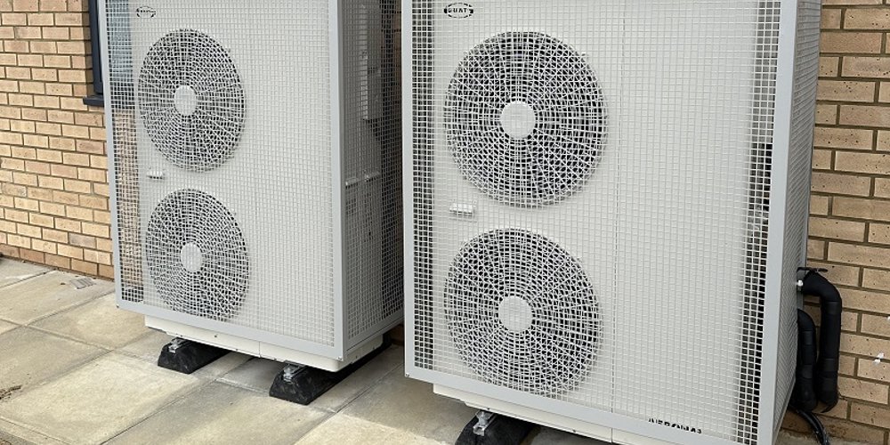 Grant Aerona³ heat pumps specified for school in Milton Keynes