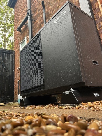 Installed Grant Aerona 290 6.5kW heat pump