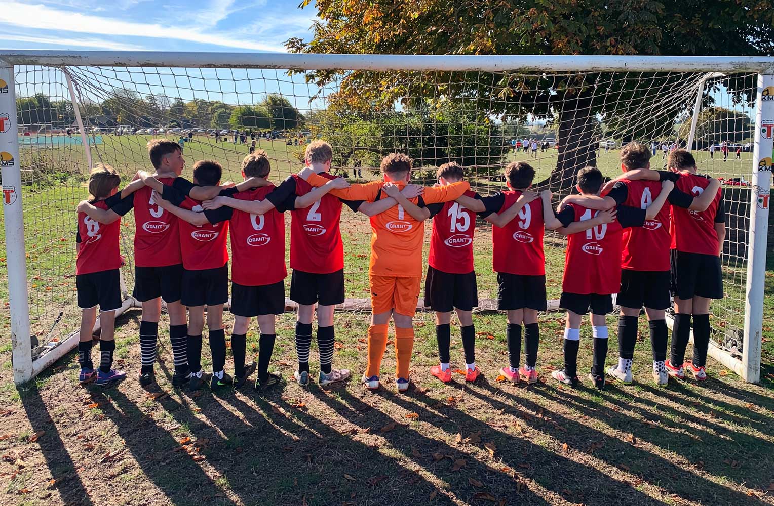Grant UK team up with Highworth Town Juniors FC U13s